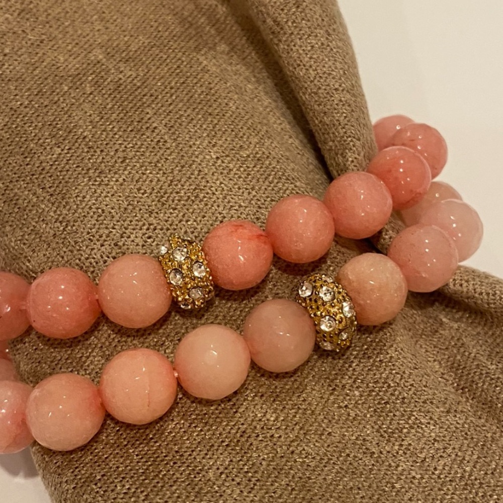 ✅2 Pink crystal beaded bracelets. Offers Welcomed. - Picture 5 of 14